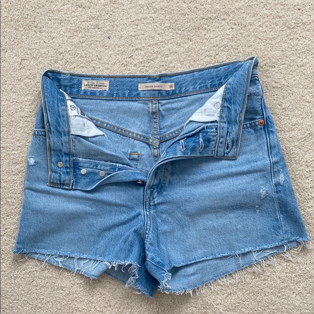 Levi Ribcage Women’s Shorts
